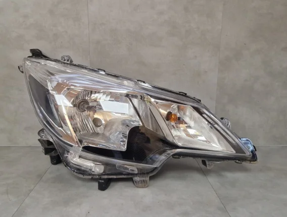 Super okazja LAMPA PRZÓD MITSUBISHI SPACE STAR II LIFT ZWYKŁA 19-24 PRAWA RH 8301D446