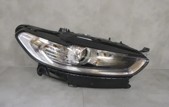 LAMPA PRZÓD FORD MONDEO MK5 ZWYKŁA SOCZEWKA RH 14-19 DS73-13W029-AE Wyjątkowa oferta