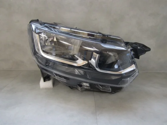 Dodaj do koszyka LAMPA PRZÓD TOYOTA PROACE CITY ZWYKŁA RH 19- 9835780580