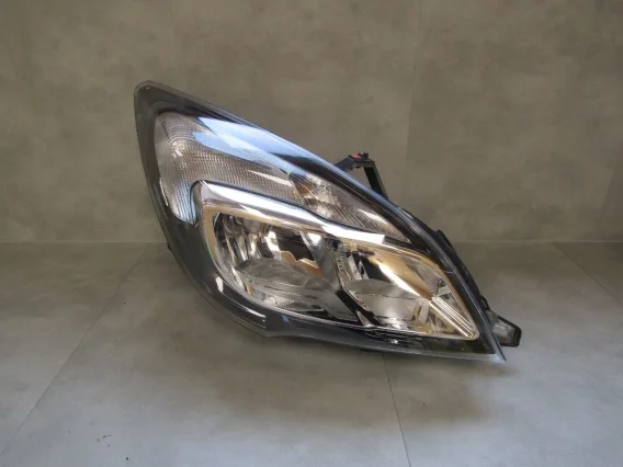 Niska cena LAMPA PRZÓD OPEL MERIVA B LIFT ZWYKŁA 13-17 RH PRAWA 13372320