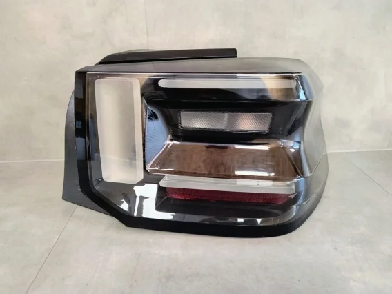 Lampa tył Citroen C3 IV ZWYKŁA Z LED 24- PRAWA RH 9845616480 Tani