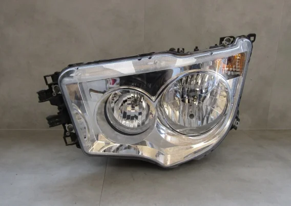 Ostatnia szansa LAMPA PRZÓD MERCEDES ANTOS ZWYKŁA AROCS ACTROS LH LEWA A9618207261 11-