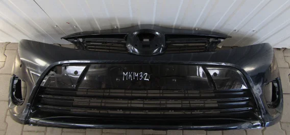 Darmowa dostawa Zderzak przód przedni Toyota Verso Lift 13-18