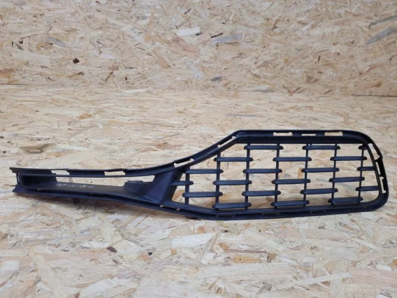 Kratka zderzaka przód przednia lewa MASERATI QUATTROPORTE VI 6 M156 LIFT 17-23 Kup teraz