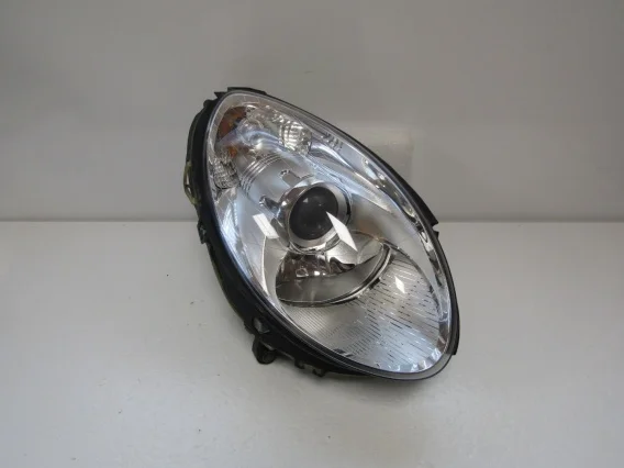Lampa przód Mercedes R Klasa W251 251 ZWYKŁA SOCZEWKA 05-09 RH A2518200261 Ograniczona ilość