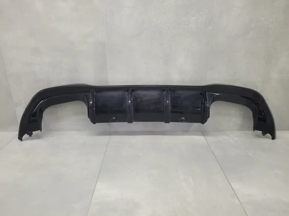 Dyfuzor spoiler zderzaka tył Vw Volkswagen Golf VIII 8 5H6 HB R R20 19- Ostatnie sztuki