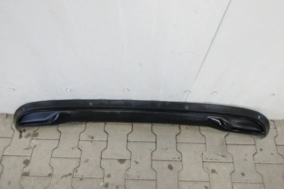 Spoiler dokładka tył MERCEDES 205 KOMBI SEDAN LIFT Dostępne od ręki